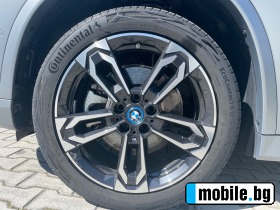     BMW iX xDrive30
