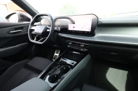 Audi Q3 Sportback quattro 2xS line Tech+ , 265hp | Auto.bg — изображение 7 Audi Q3 Sportback quattro 2xS line Tech+ , 265hp | Auto.bg — изображение 7