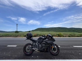 Yamaha YZF-R7