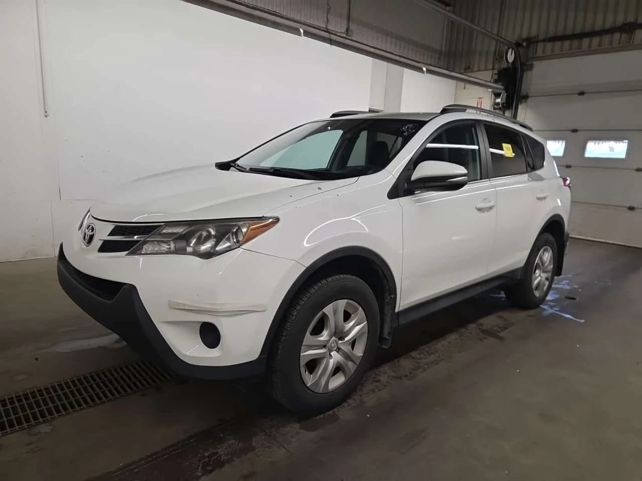 Toyota Rav4 * LE * CARFAX * БЕЗ ПЪРВОНАЧАЛНА ВНОСКА | Auto.bg — изображение 1 Toyota Rav4 * LE * CARFAX * БЕЗ ПЪРВОНАЧАЛНА ВНОСКА | Auto.bg — изображение 1