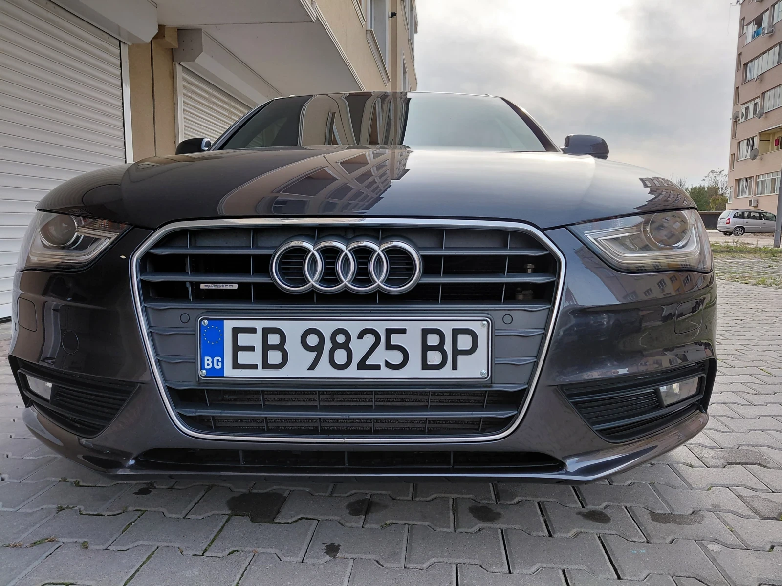 Audi A4 S LINE quattro 2.0TDI NAVI печка кожа - изображение 2 | Auto.bg Audi A4 S LINE quattro 2.0TDI NAVI печка кожа - изображение 2
