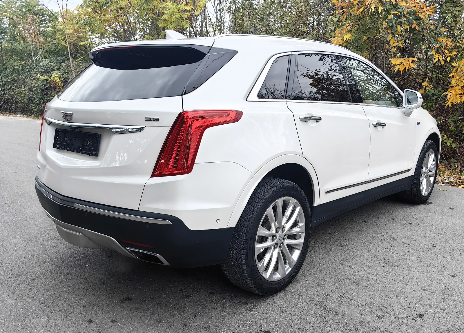 Cadillac XT5 Platinum FULL 4х4 Европейски - изображение 5 | Auto.bg Cadillac XT5 Platinum FULL 4х4 Европейски - изображение 5