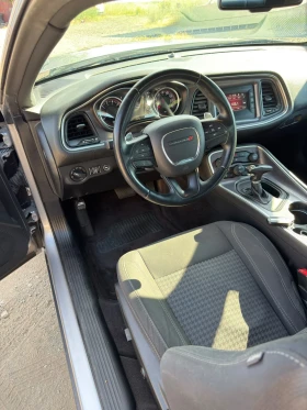 Dodge Challenger SXT 3.6, 2016 | Auto.bg — изображение 14 Dodge Challenger SXT 3.6, 2016 | Auto.bg — изображение 14