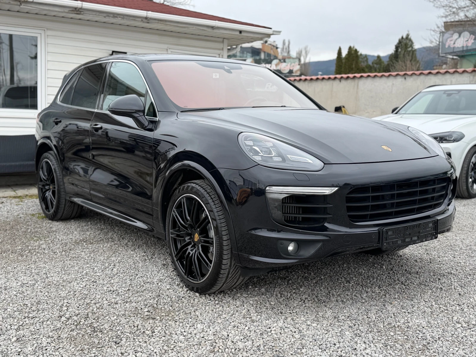 Porsche Cayenne 3.6-V6-GTS-Фейс-Лизинг | Auto.bg — изображение 1 Porsche Cayenne 3.6-V6-GTS-Фейс-Лизинг | Auto.bg — изображение 1