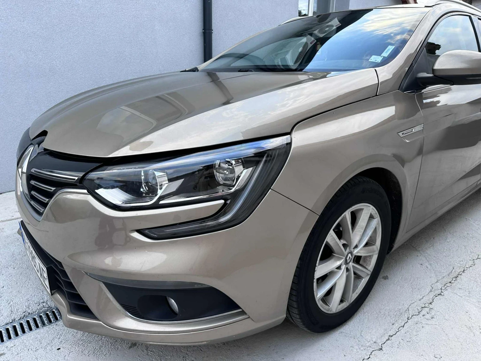 Renault Megane Рено Меган 1.5 дизел - Серв.история - изображение 3 | Auto.bg Renault Megane Рено Меган 1.5 дизел - Серв.история - изображение 3