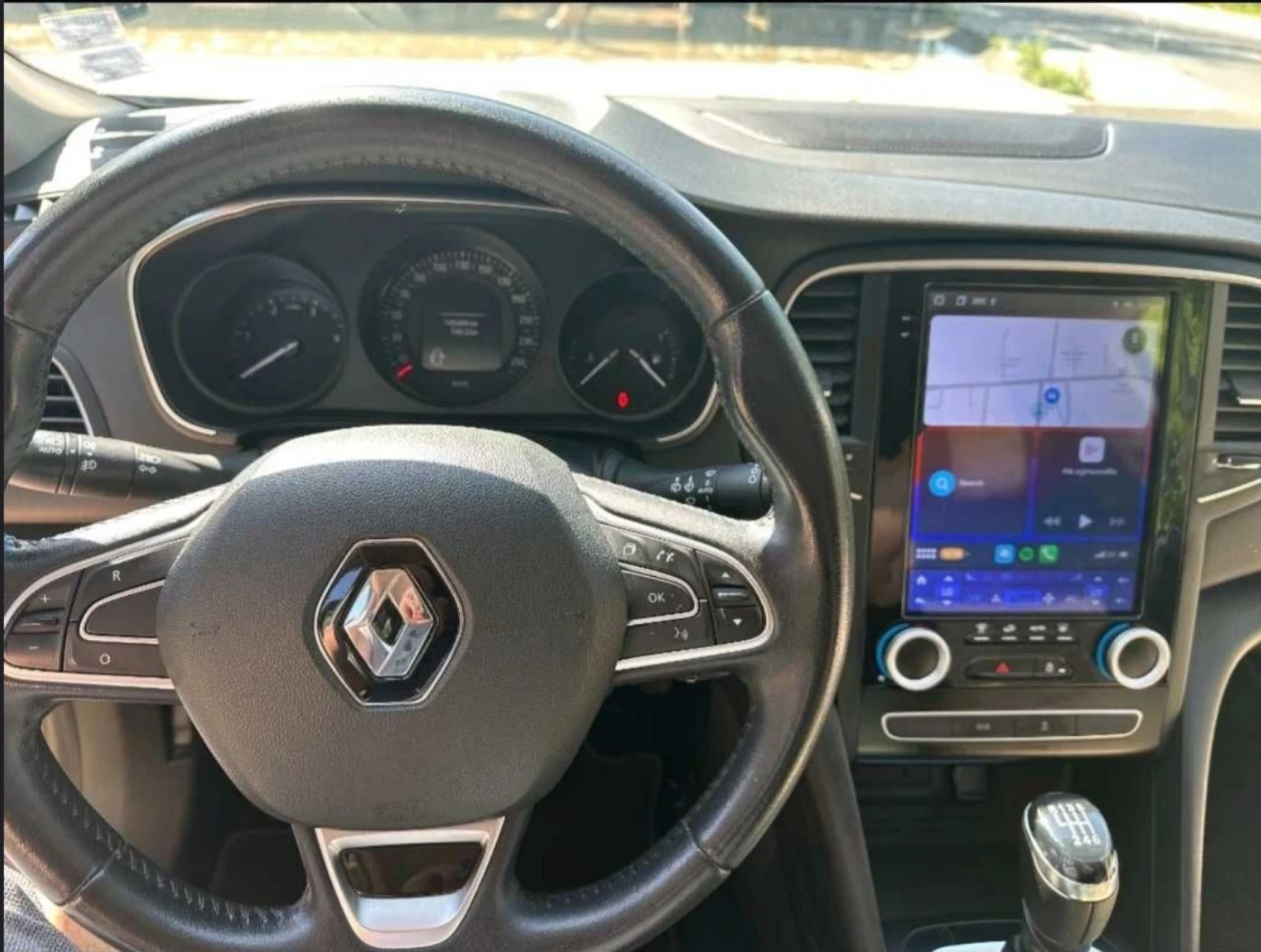 Renault Megane Рено Меган 1.5 дизел - Серв.история - изображение 8 | Auto.bg Renault Megane Рено Меган 1.5 дизел - Серв.история - изображение 8