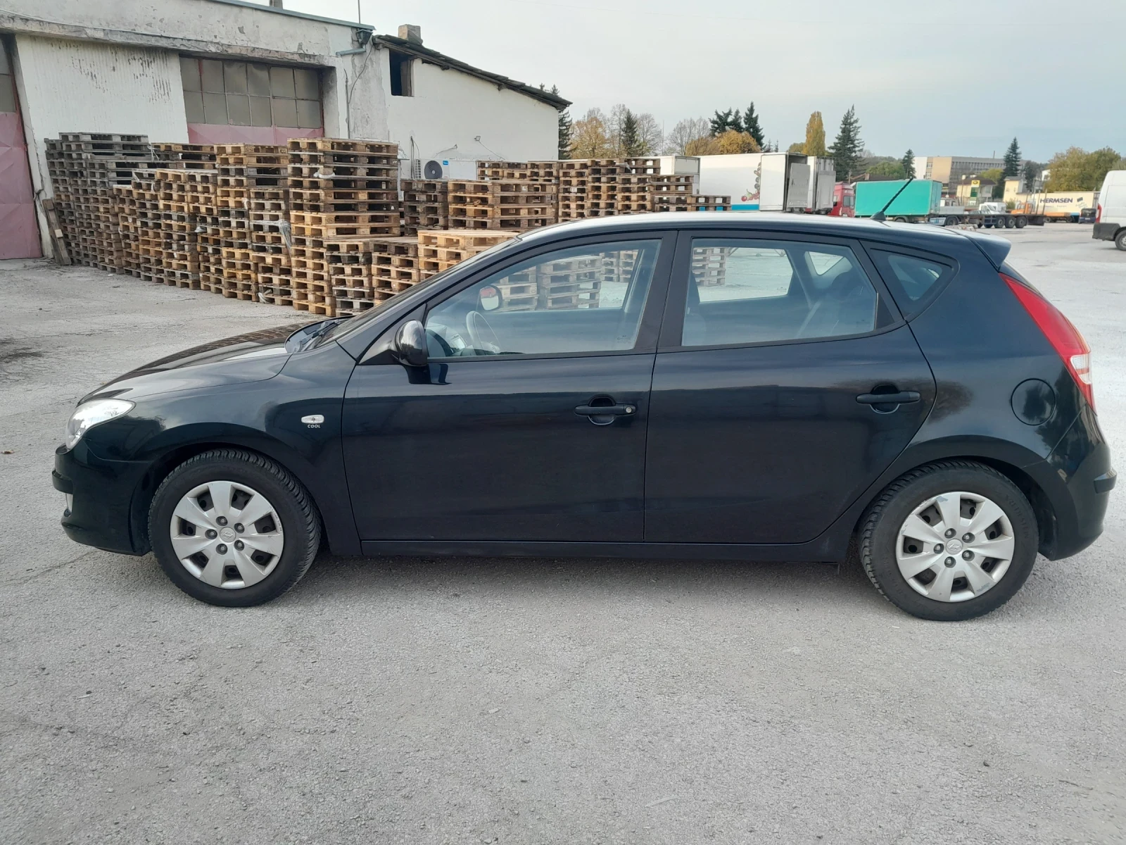 Hyundai I30 1.4 105 PS - изображение 2 | Auto.bg Hyundai I30 1.4 105 PS - изображение 2