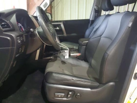 Toyota 4runner SR5* 4X4* PREMIUM* DISTRONIC* BLIND-SPOT* LANE-AS* | Auto.bg — изображение 8 Toyota 4runner SR5* 4X4* PREMIUM* DISTRONIC* BLIND-SPOT* LANE-AS* | Auto.bg — изображение 8