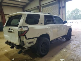 Toyota 4runner SR5* 4X4* PREMIUM* DISTRONIC* BLIND-SPOT* LANE-AS* | Auto.bg — изображение 4 Toyota 4runner SR5* 4X4* PREMIUM* DISTRONIC* BLIND-SPOT* LANE-AS* | Auto.bg — изображение 4