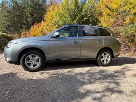 Mitsubishi Outlander Outlander III 2.2 DI-D 4WD 6AT INSTYLE+ | Auto.bg — изображение 3 Mitsubishi Outlander Outlander III 2.2 DI-D 4WD 6AT INSTYLE+ | Auto.bg — изображение 3