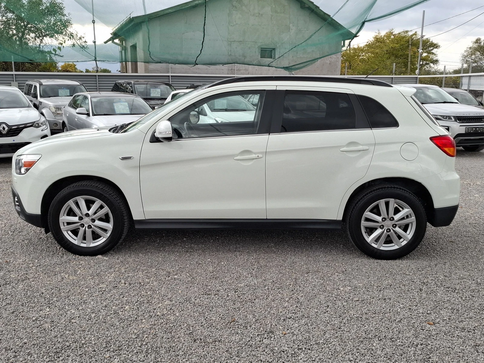 Mitsubishi ASX 4x4/Панорама/155000км! - изображение 5 | Auto.bg Mitsubishi ASX 4x4/Панорама/155000км! - изображение 5