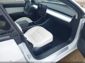 Tesla Model 3 Long Range/Mid Range/Standard Range/Standard Range - 12000 € / 23469.96 лв. - 67294423 5 | Car24.bg Tesla Model 3 Long Range/Mid Range/Standard Range/Standard Range - 12000 € / 23469.96 лв. - 67294423 5