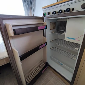 Каравана Chateau Home Car 382 | Auto.bg — изображение 14 Каравана Chateau Home Car 382 | Auto.bg — изображение 14