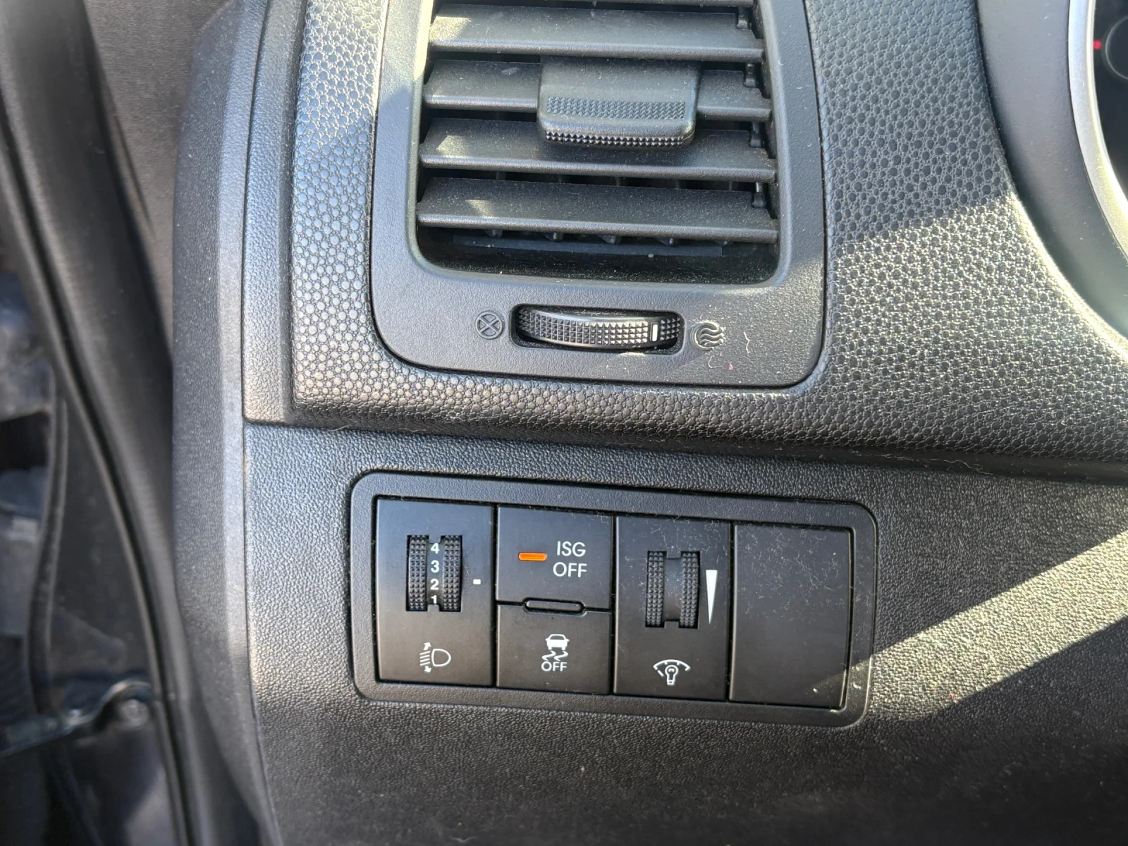 Kia Venga  - изображение 7 | Auto.bg Kia Venga  - изображение 7