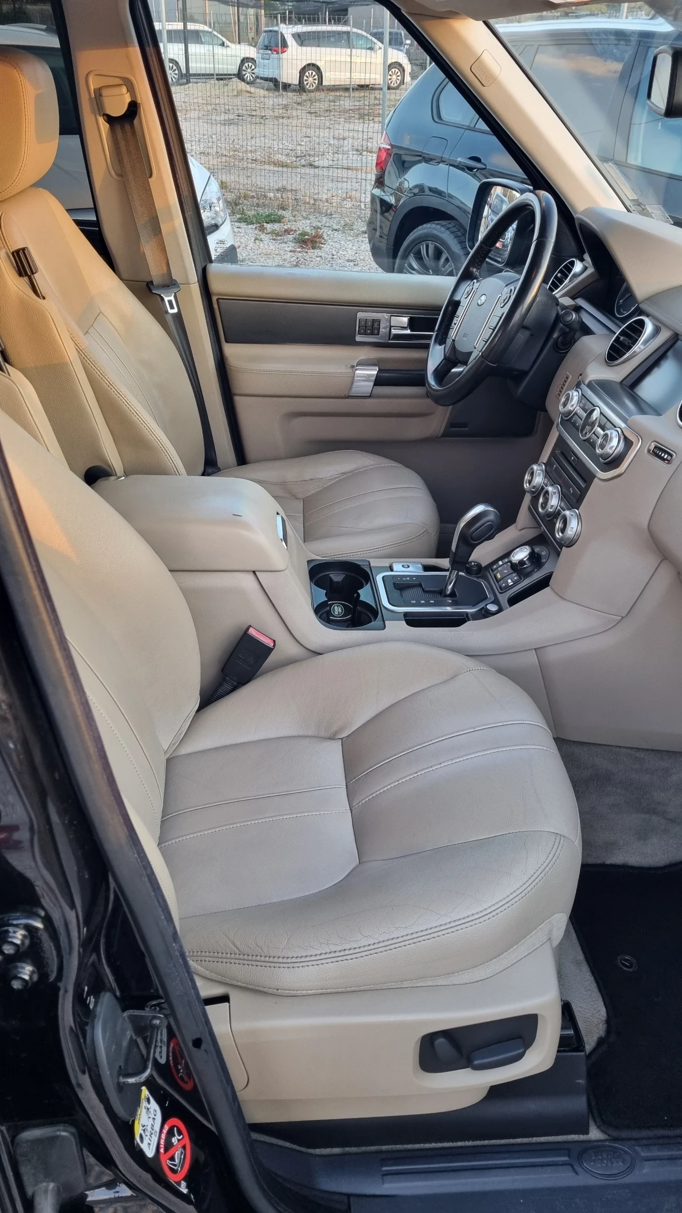 Land Rover Discovery 4 3.0 TDV6 SE - изображение 9 | Auto.bg Land Rover Discovery 4 3.0 TDV6 SE - изображение 9