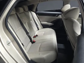 Honda Accord 2.0 Hybrid - САМО 30% АВАНС! | Auto.bg — изображение 12 Honda Accord 2.0 Hybrid - САМО 30% АВАНС! | Auto.bg — изображение 12