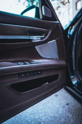 BMW 740 D Facelift Full екстри - 20500 € / 40094.51 лв. - 20560263 11 | Car24.bg BMW 740 D Facelift Full екстри - 20500 € / 40094.51 лв. - 20560263 11