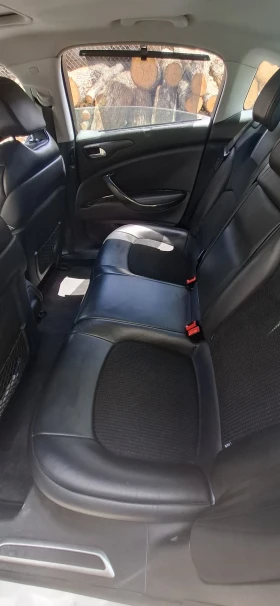 Citroen C5 Exclusive 2.0HDi - 6399 € / 12515.36 лв. - 17197226 11 | Car24.bg Citroen C5 Exclusive 2.0HDi - 6399 € / 12515.36 лв. - 17197226 11