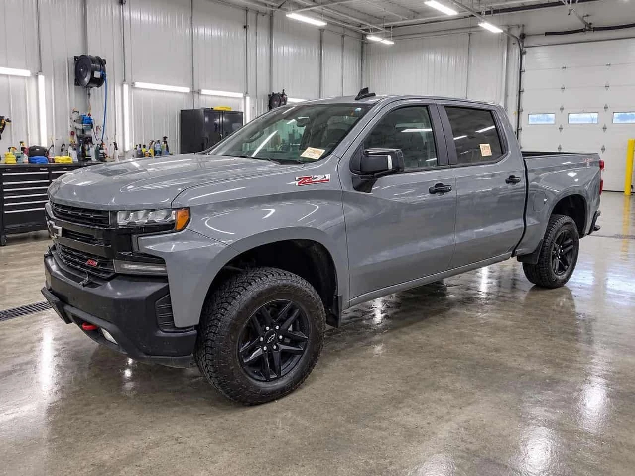 Chevrolet Silverado LT Trail Boss * CARFAX * АВТОКРЕДИТ * | Auto.bg — изображение 1 Chevrolet Silverado LT Trail Boss * CARFAX * АВТОКРЕДИТ * | Auto.bg — изображение 1