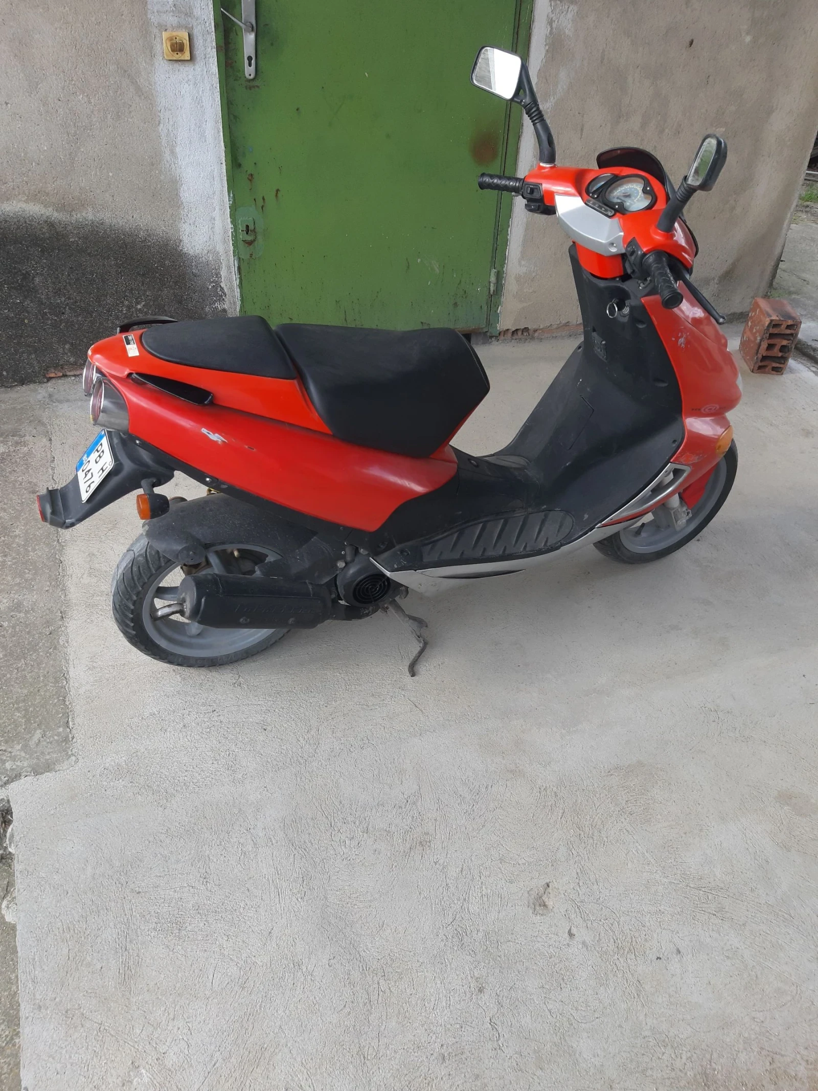 Aprilia Sr  - изображение 4 | Auto.bg Aprilia Sr  - изображение 4