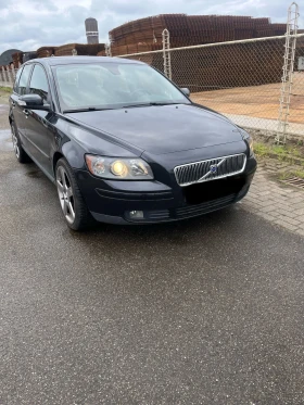 Volvo V50 2.4 i - 3560 € / 6962.75 лв. - 53837445 3 | Car24.bg Volvo V50 2.4 i - 3560 € / 6962.75 лв. - 53837445 3