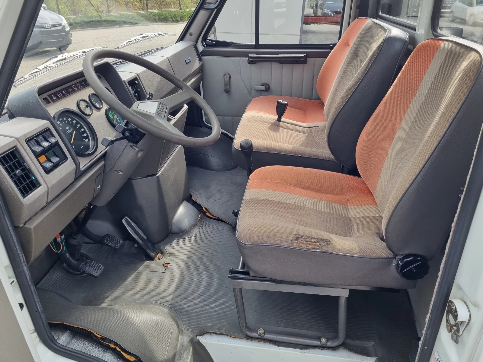 Iveco 3510 TURBODAILY-ШАСИ-110хил.км КАТО НОВ! - изображение 8 | Auto.bg Iveco 3510 TURBODAILY-ШАСИ-110хил.км КАТО НОВ! - изображение 8