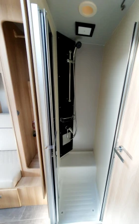Кемпер ITINEO PS740* 6 МЕСТА* КЛИМАТИК* СОЛАР | Auto.bg — изображение 10 Кемпер ITINEO PS740* 6 МЕСТА* КЛИМАТИК* СОЛАР | Auto.bg — изображение 10