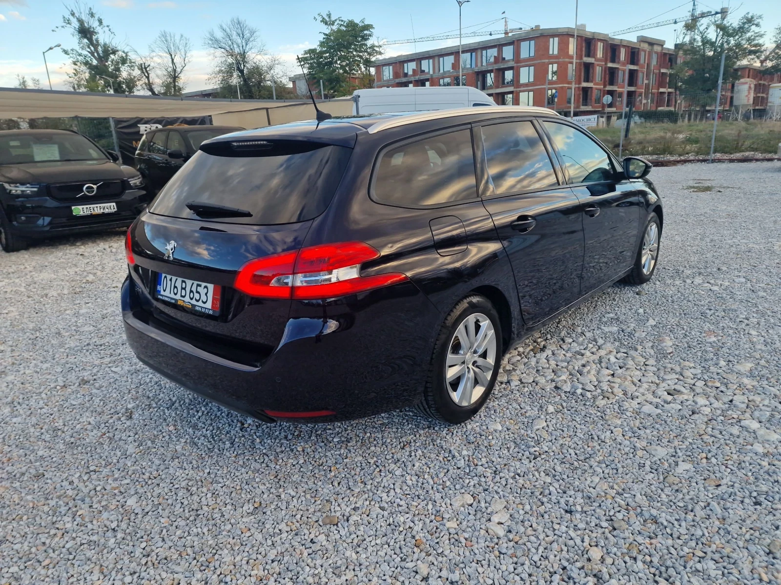 Peugeot 308 Кожа/Панорама - изображение 6 | Auto.bg Peugeot 308 Кожа/Панорама - изображение 6