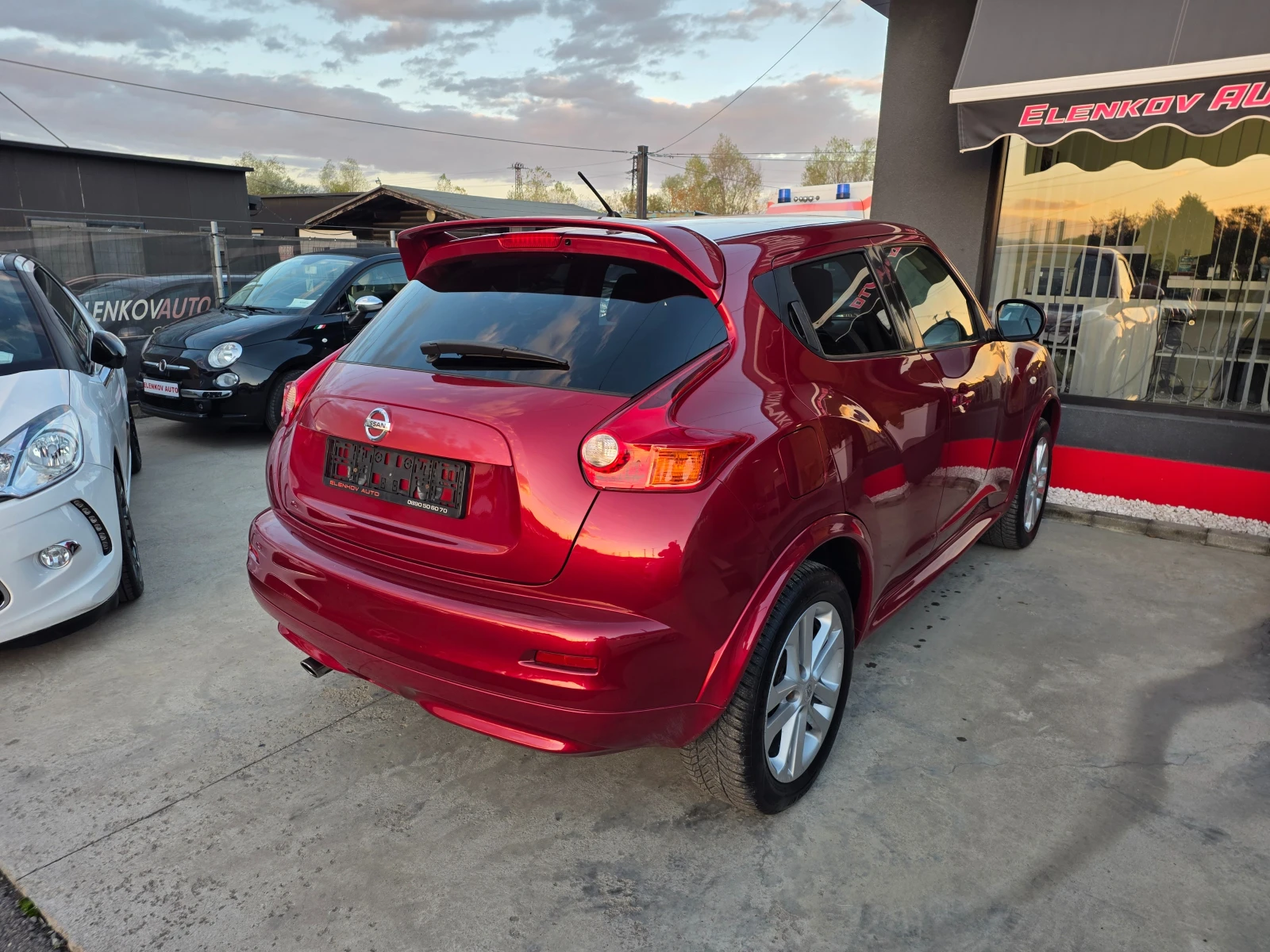 Nissan Juke 1.6 TURBO-190к.с 4х4-АВТОМАТИК-ШВЕЙЦАРИЯ - изображение 8 | Auto.bg Nissan Juke 1.6 TURBO-190к.с 4х4-АВТОМАТИК-ШВЕЙЦАРИЯ - изображение 8