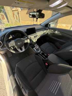 Kia Ceed - 14600 € / 28555.12 лв. - 43461407 15 | Car24.bg Kia Ceed - 14600 € / 28555.12 лв. - 43461407 15