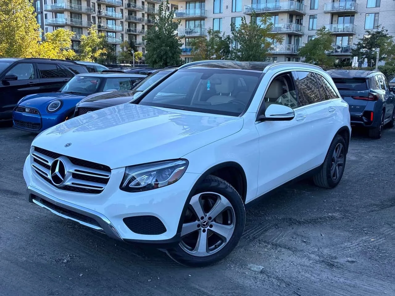 Mercedes-Benz GLC 300 * CARFAX * ОПЦИЯ ЗА ФИНАНСИРАНЕ | Auto.bg — изображение 1 Mercedes-Benz GLC 300 * CARFAX * ОПЦИЯ ЗА ФИНАНСИРАНЕ | Auto.bg — изображение 1