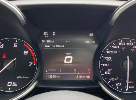 Alfa Romeo Giulia Q4 | Auto.bg — изображение 6 Alfa Romeo Giulia Q4 | Auto.bg — изображение 6