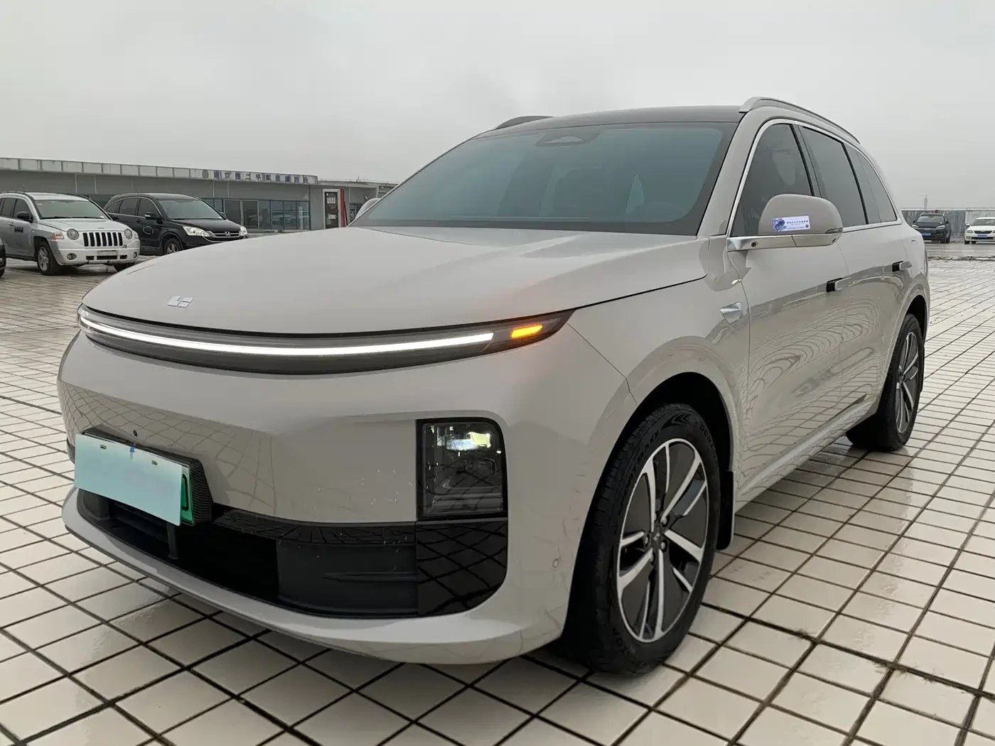 Li Auto L6 Pro | 1.5T | EREV | AWD | 36.8 kWh | Auto.bg — изображение 1 Li Auto L6 Pro | 1.5T | EREV | AWD | 36.8 kWh | Auto.bg — изображение 1