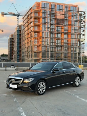 Снимка Mercedes-Benz E 220