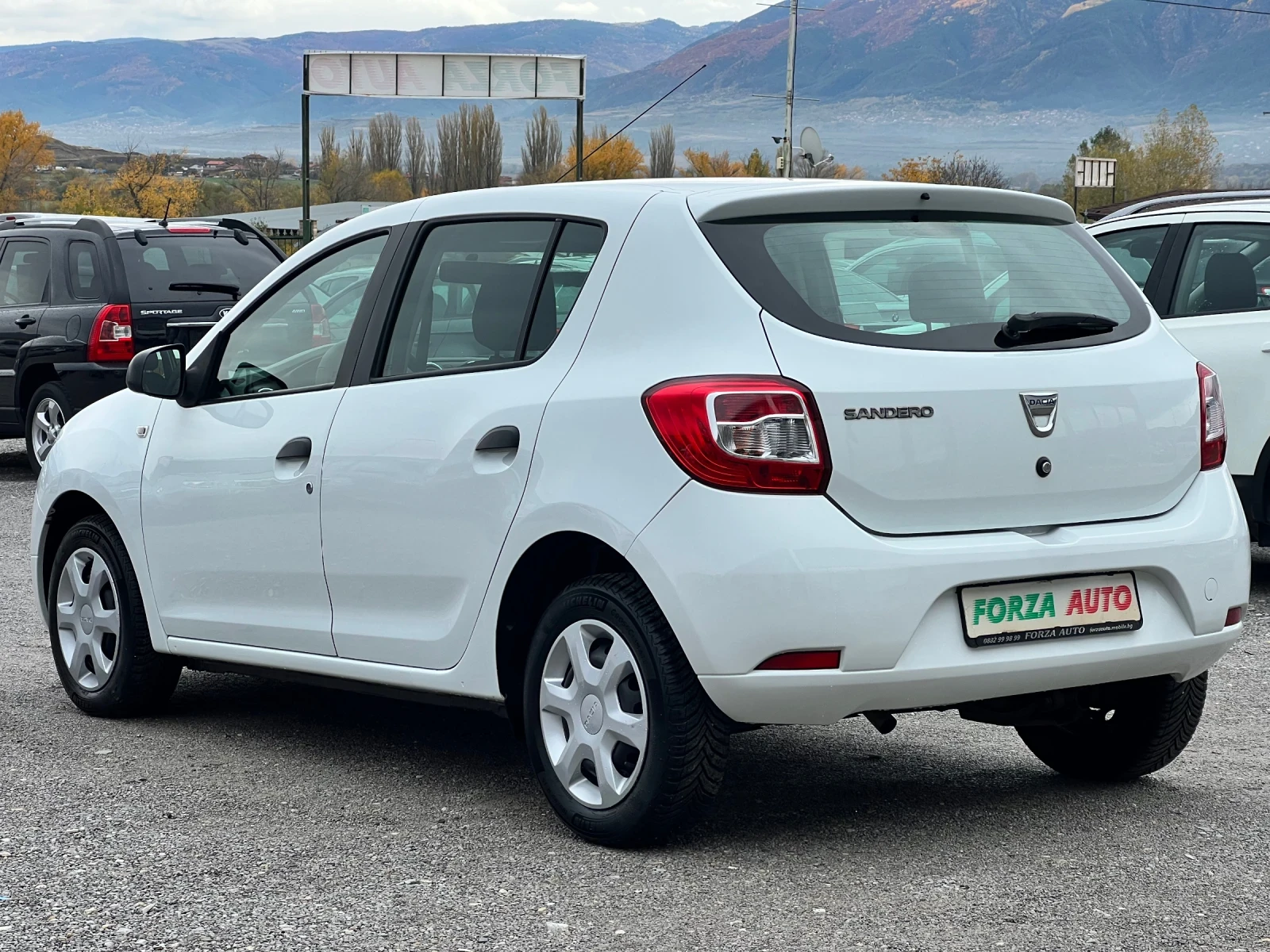 Dacia Sandero 1.2i-EURO 6B-* 94000KM*  - изображение 6 | Auto.bg Dacia Sandero 1.2i-EURO 6B-* 94000KM*  - изображение 6
