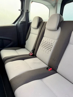 Citroen Berlingo * ИТАЛИЯ* Топ състояние - 5800 € / 11343.81 лв. - 75233048 12 | Car24.bg Citroen Berlingo * ИТАЛИЯ* Топ състояние - 5800 € / 11343.81 лв. - 75233048 12