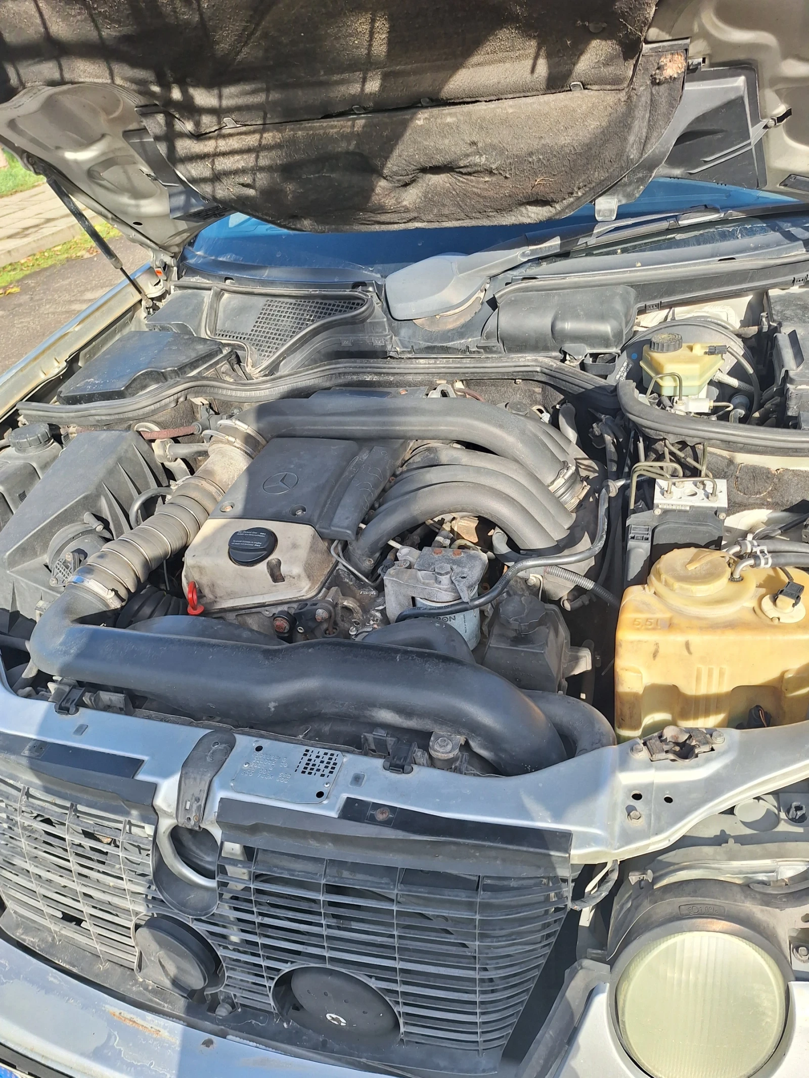 Mercedes-Benz E 250  - изображение 5 | Auto.bg Mercedes-Benz E 250  - изображение 5