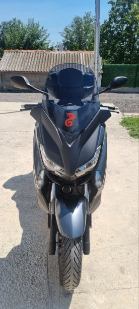 Yamaha X-max 400