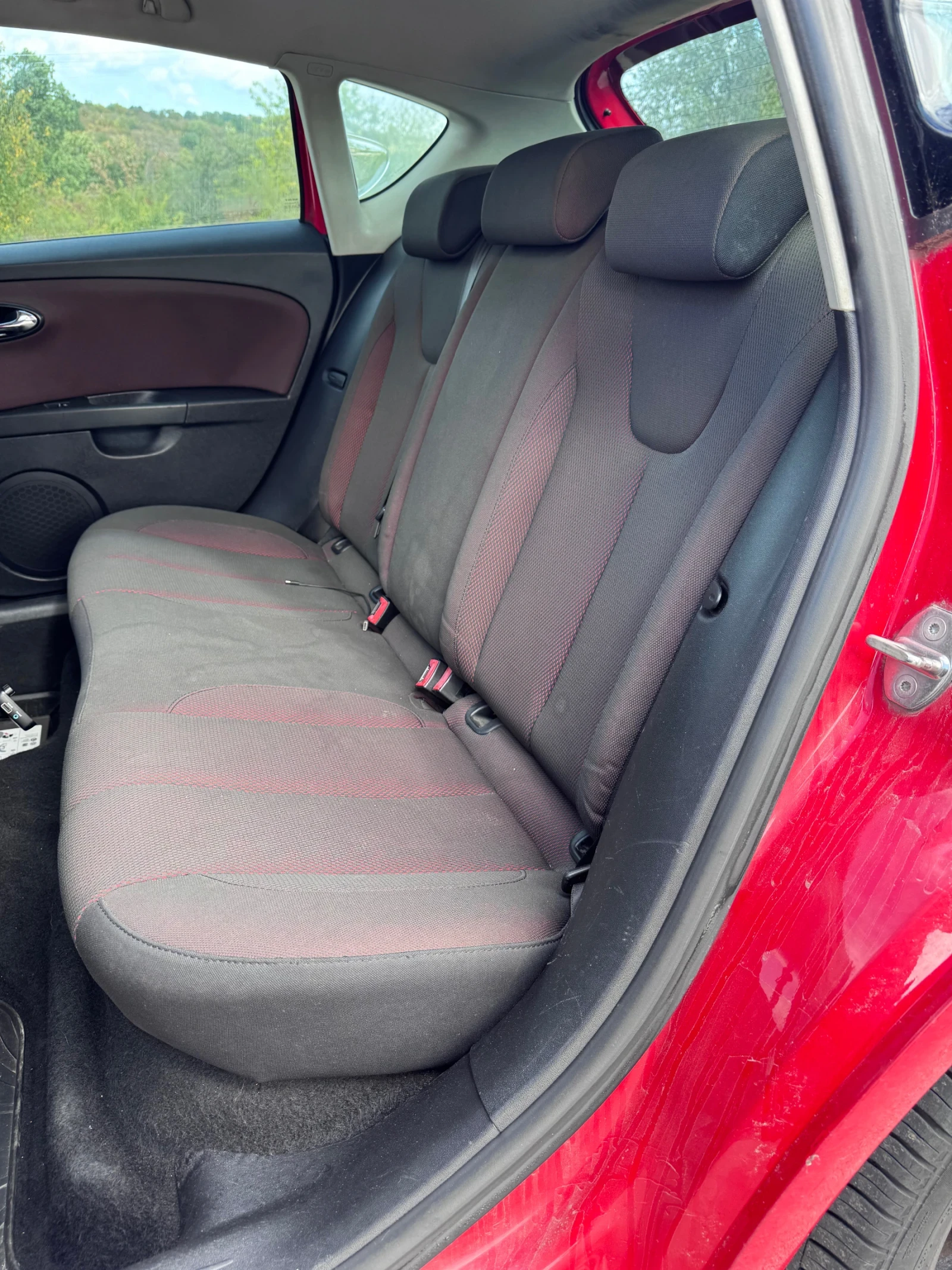 Seat Leon 1.9 TDI FR - изображение 10 | Auto.bg Seat Leon 1.9 TDI FR - изображение 10