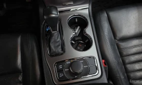 Jeep Grand cherokee 3.6* V6* 8ZF* ПОДГРЕВ* КАМЕРА* КЕЙЛЕС* ПАНОРАМА* | Auto.bg — изображение 11 Jeep Grand cherokee 3.6* V6* 8ZF* ПОДГРЕВ* КАМЕРА* КЕЙЛЕС* ПАНОРАМА* | Auto.bg — изображение 11