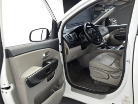Kia Carnival 11-Seater Deluxe| 199к.с. | Auto.bg — изображение 10 Kia Carnival 11-Seater Deluxe| 199к.с. | Auto.bg — изображение 10