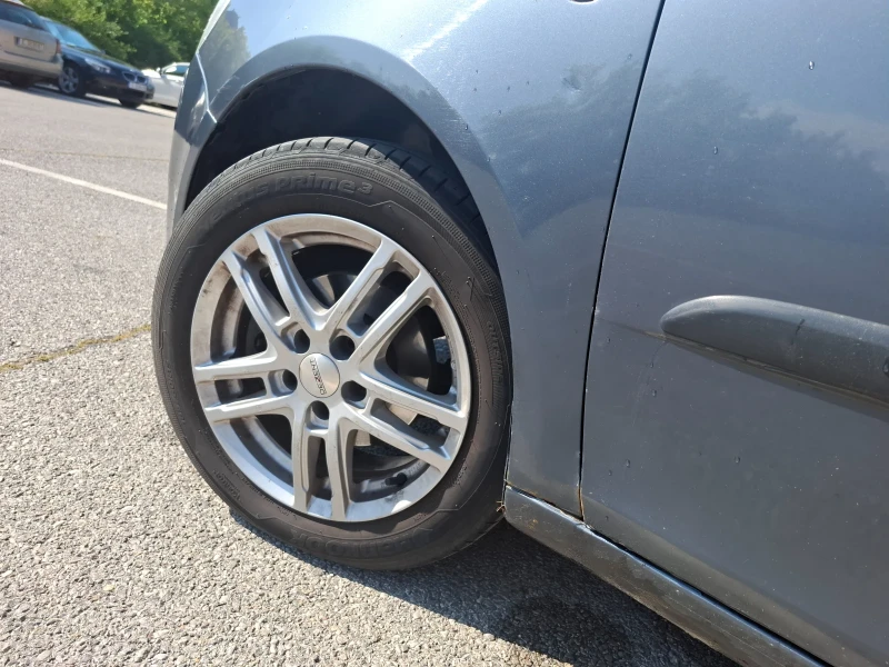 Skoda Fabia 1.4 - 1800 € / 3520.49 лв. - 99250306 1 | Car24.bg Skoda Fabia 1.4 - 1800 € / 3520.49 лв. - 99250306 1