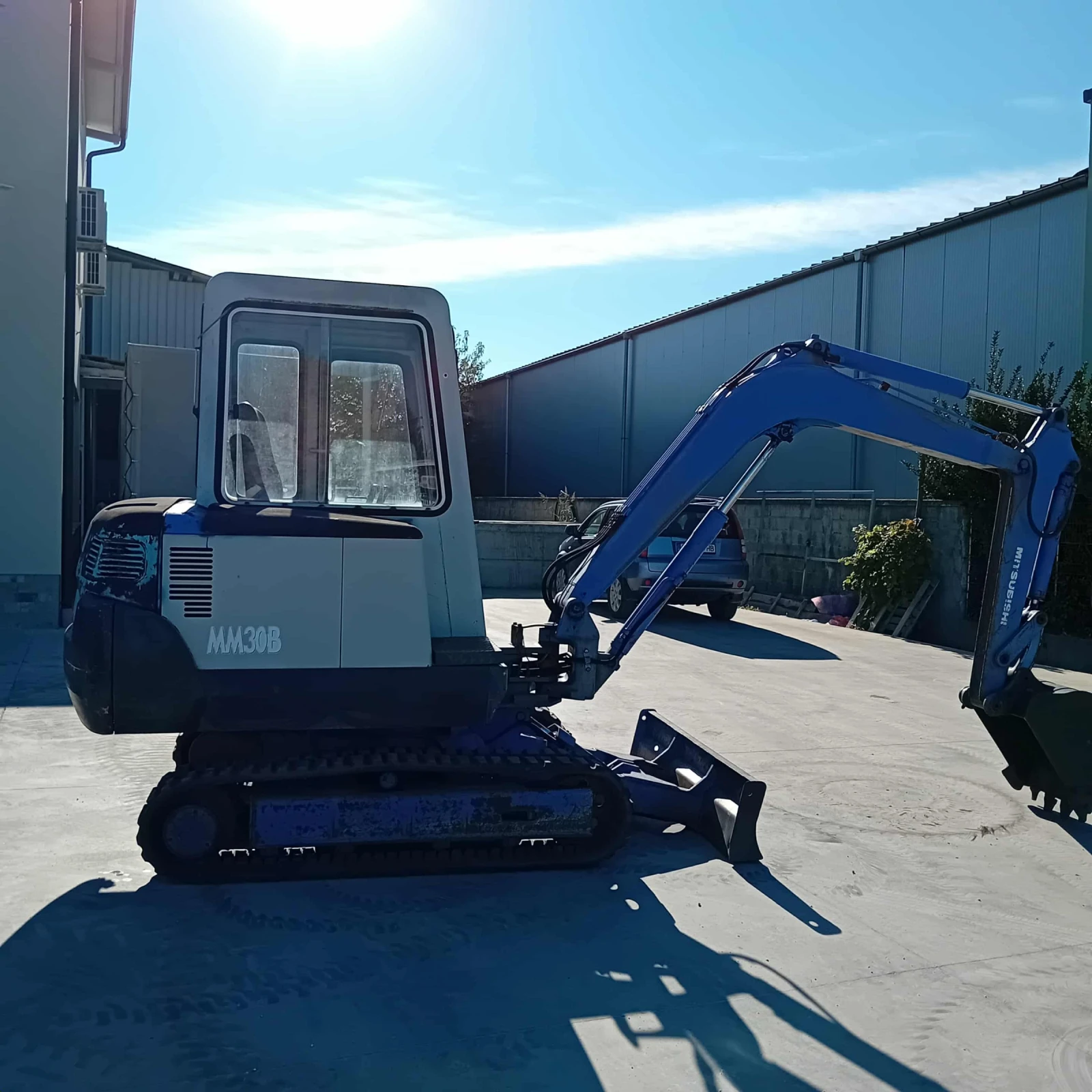 Багер Cat Mitsubishi MM30B * НАЛИЧЕН * ТОП СЪСТОЯНИЕ *  - изображение 6 | Auto.bg Багер Cat Mitsubishi MM30B * НАЛИЧЕН * ТОП СЪСТОЯНИЕ *  - изображение 6