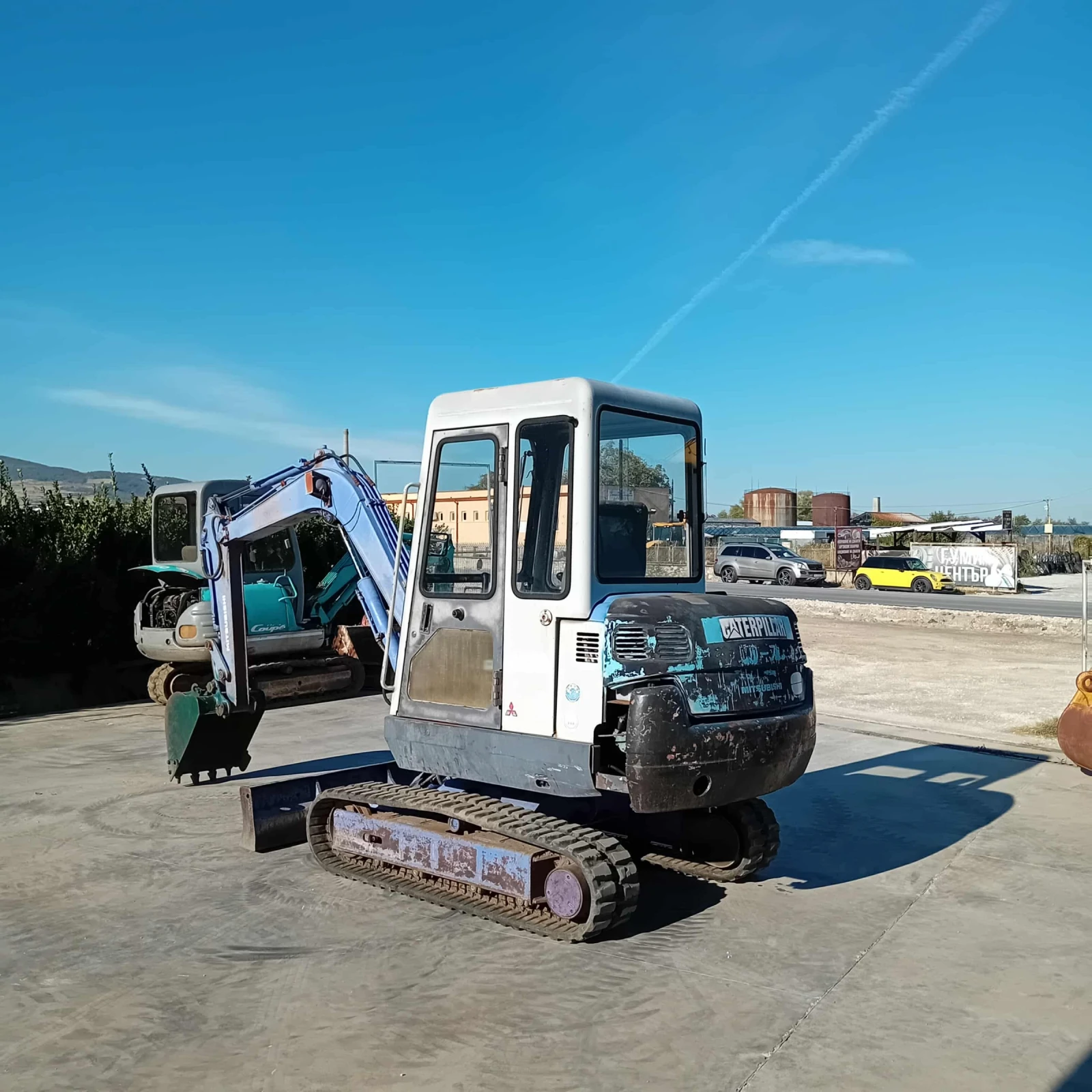 Багер Cat Mitsubishi MM30B * НАЛИЧЕН * ТОП СЪСТОЯНИЕ *  - изображение 3 | Auto.bg Багер Cat Mitsubishi MM30B * НАЛИЧЕН * ТОП СЪСТОЯНИЕ *  - изображение 3