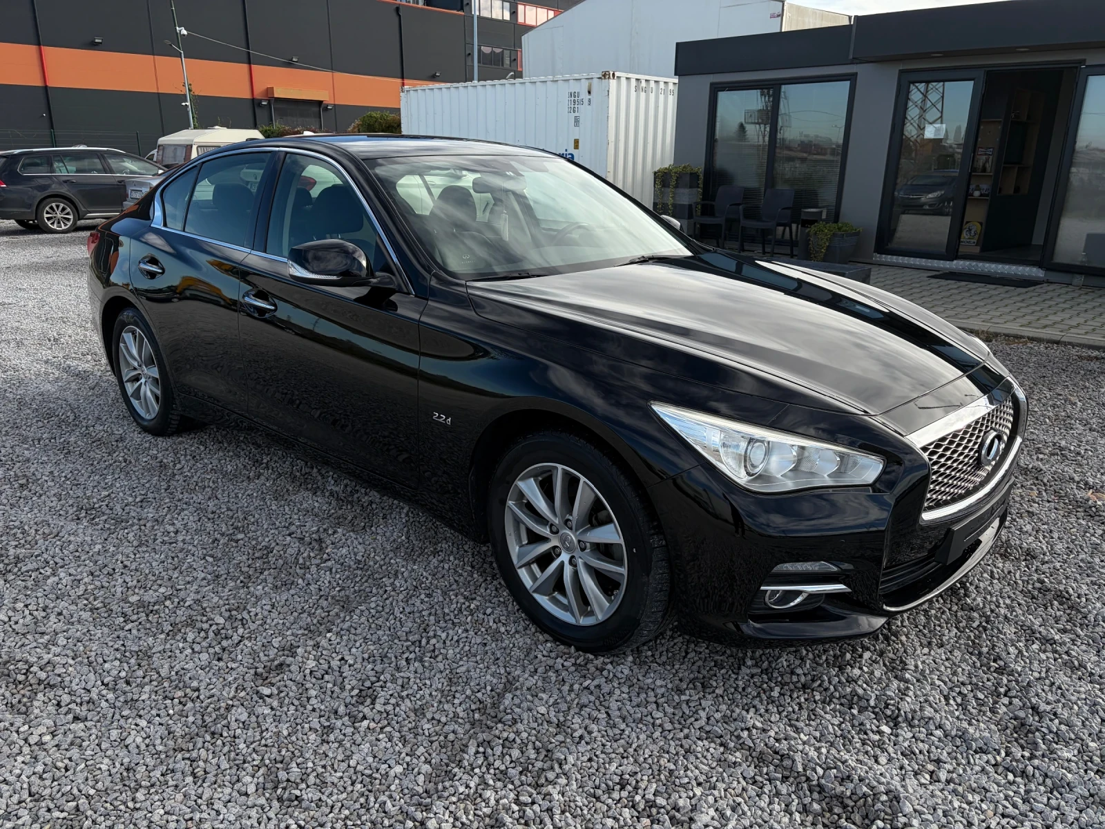 Infiniti Q50 2.2D-170k.c. 125000km. - изображение 8 | Auto.bg Infiniti Q50 2.2D-170k.c. 125000km. - изображение 8