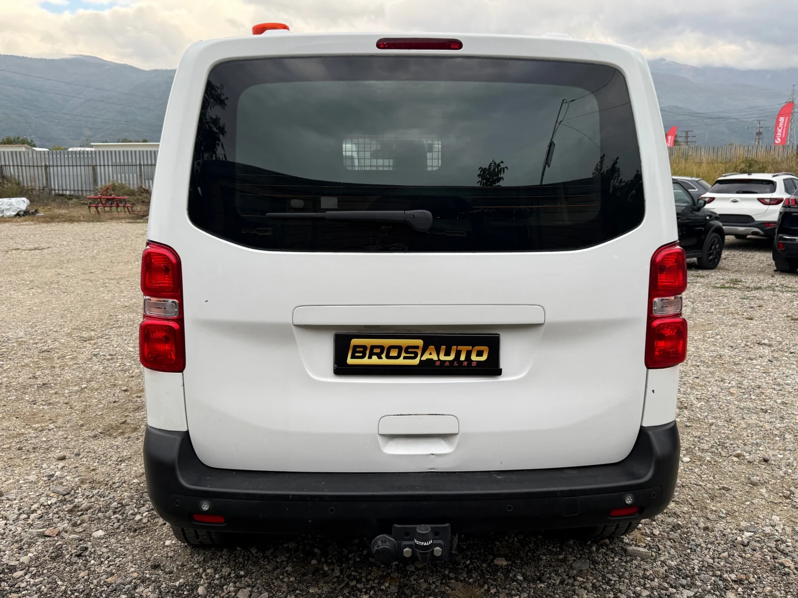Toyota Proace Medium - изображение 4 | Auto.bg Toyota Proace Medium - изображение 4