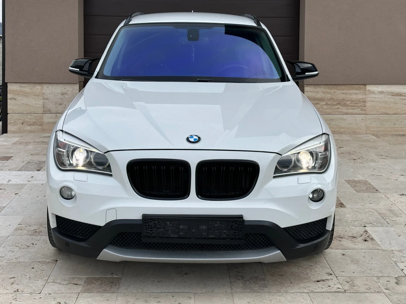 BMW X1 2.0XDRIVE* ФЕЙСЛИФТ* НАВИ* 184КС* ПОДГРЕВ* BiXENON | Auto.bg — изображение 1 BMW X1 2.0XDRIVE* ФЕЙСЛИФТ* НАВИ* 184КС* ПОДГРЕВ* BiXENON | Auto.bg — изображение 1