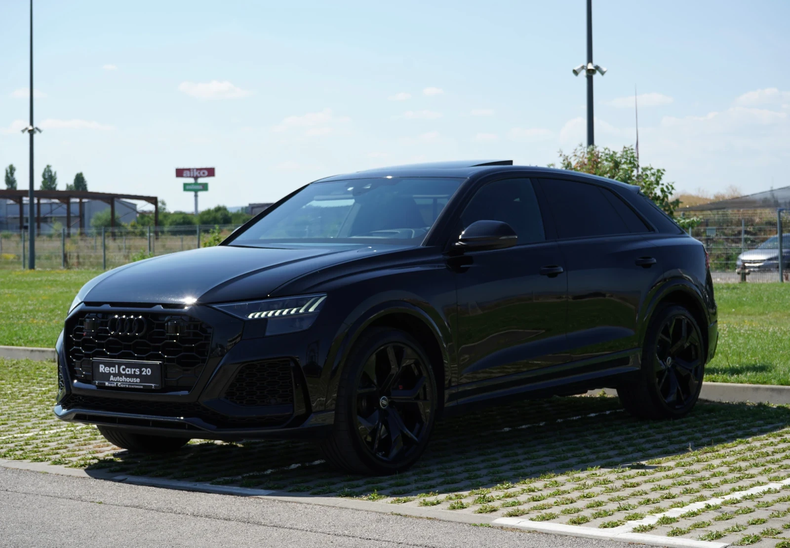 Audi RSQ8 CARBON* DISTR* HEAD-UP* B&O* MEMORY* | Auto.bg — изображение 1 Audi RSQ8 CARBON* DISTR* HEAD-UP* B&O* MEMORY* | Auto.bg — изображение 1
