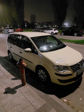 VW Touran 1.9 TDI 105 к.с DSG | Auto.bg — изображение 5 VW Touran 1.9 TDI 105 к.с DSG | Auto.bg — изображение 5