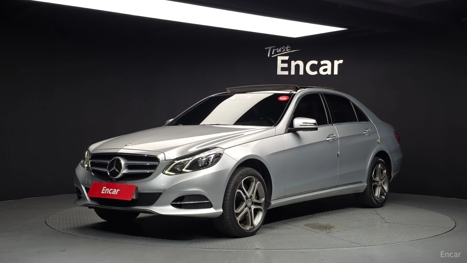 Mercedes-Benz E 400 FACE* 4MATIC* 360* АДАПТ ОКАЧВАНЕ* ОБДУХ* ДИСТРО | Auto.bg — изображение 1 Mercedes-Benz E 400 FACE* 4MATIC* 360* АДАПТ ОКАЧВАНЕ* ОБДУХ* ДИСТРО | Auto.bg — изображение 1
